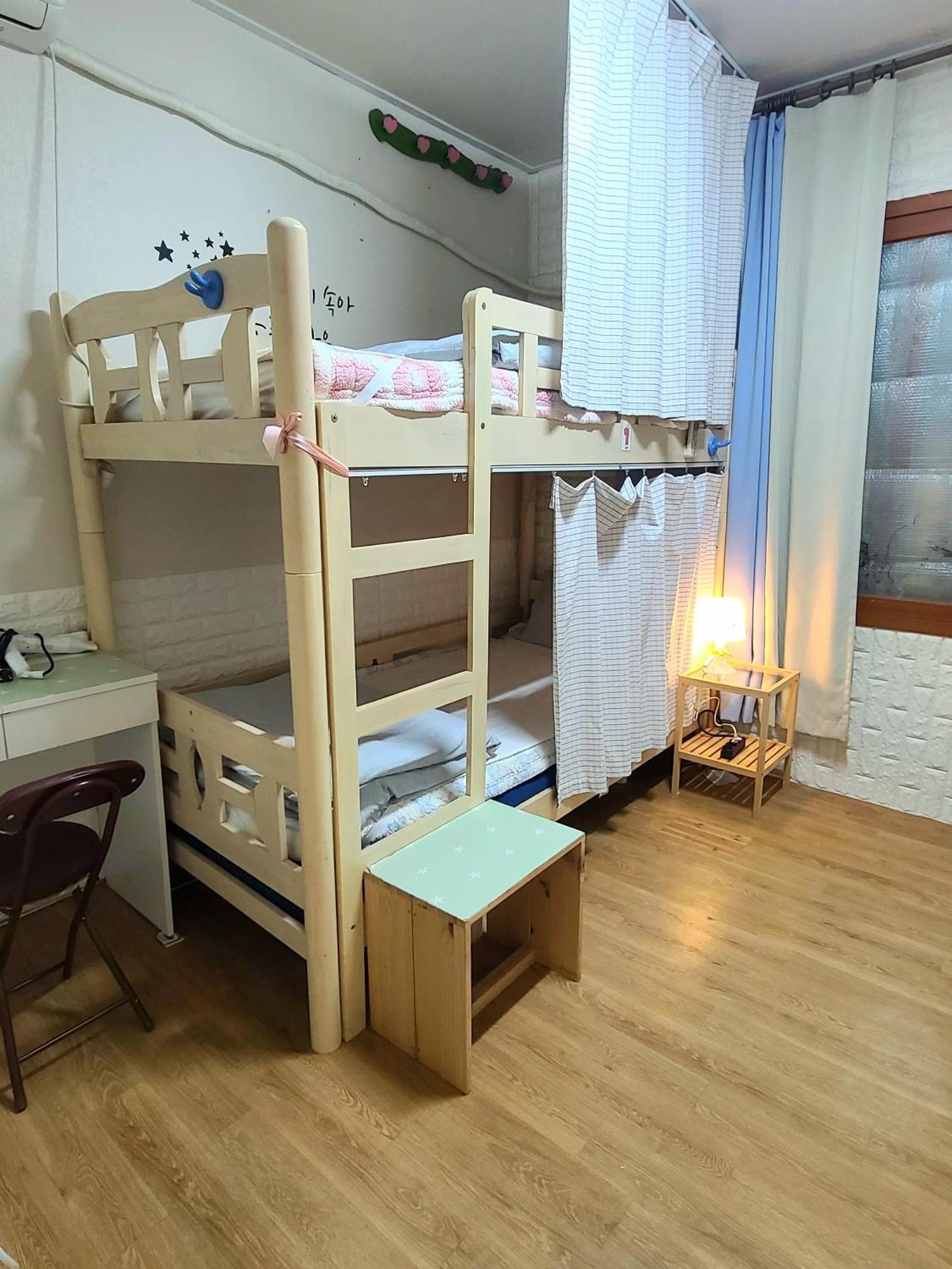 Appletree Guesthouse Seoul Ngoại thất bức ảnh